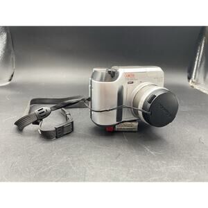 Olympus CAMEDIA C-700 Ultra Zoom 2.1MP Digital Camera -works